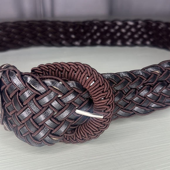 Leather belt - Picture 2 of 3